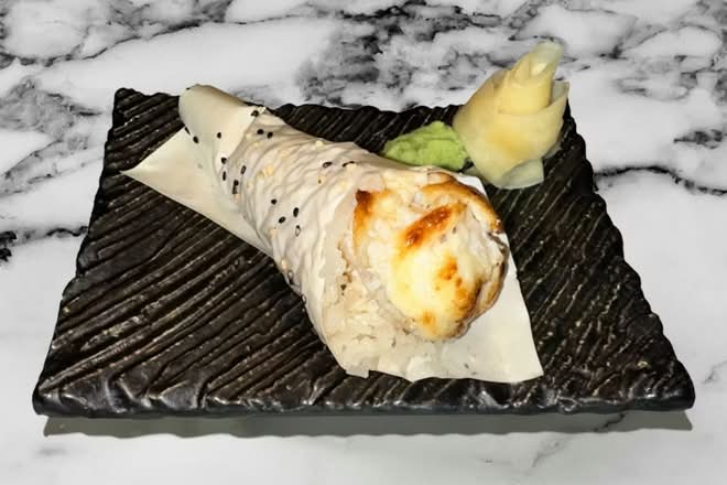 Dungeness Crab Hand Roll (1)