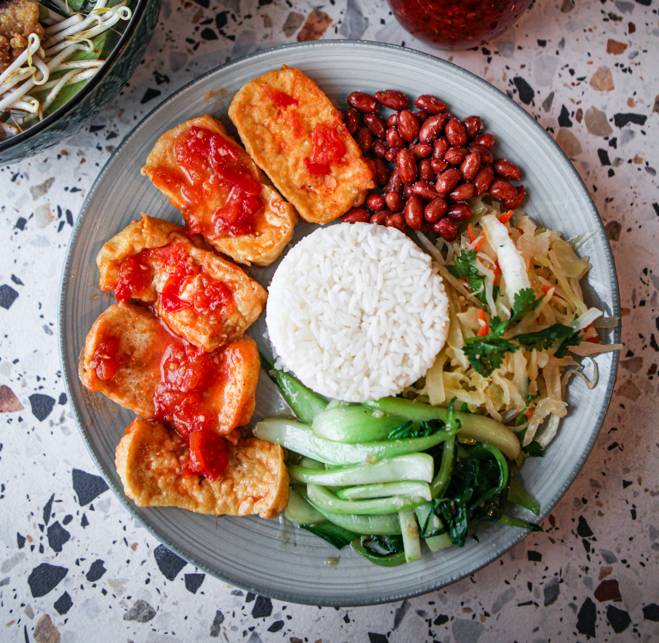 Com Suat z tofu