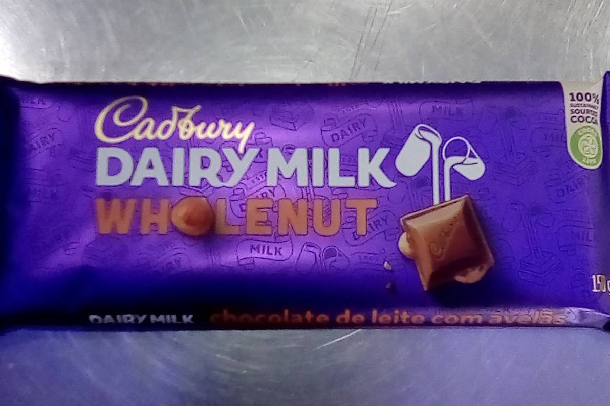 Cadbury Whole Nut 150g