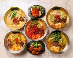 牛骨琉球ラーメン MARUMARO北谷店