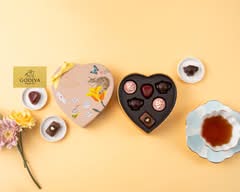 ゴディバ エミフルMASAKI店