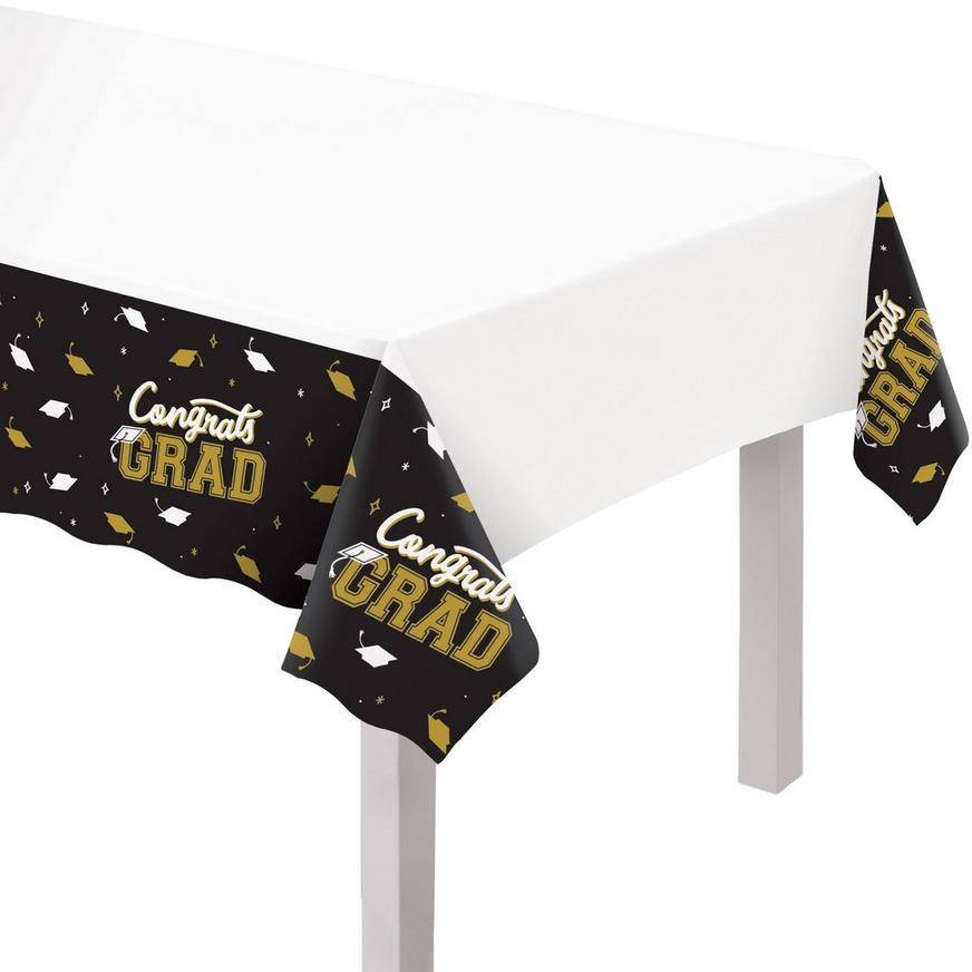 Amscan Congrats Graduation Plastic Table Cover (54 in x 102 in)