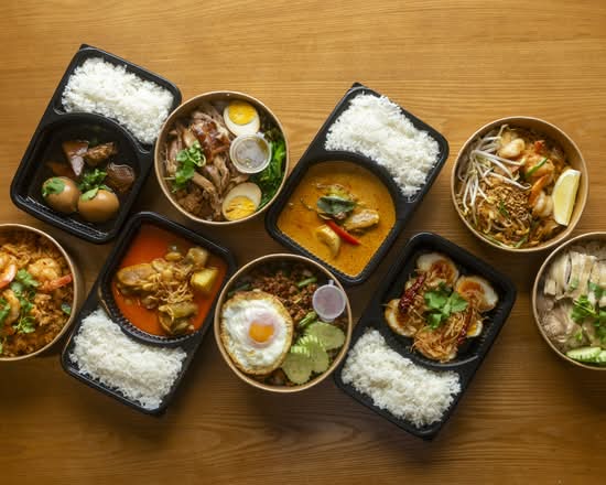 Khao Gaeng by Kiin Thai