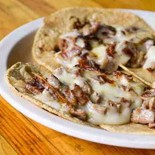 Orden de bistec con queso