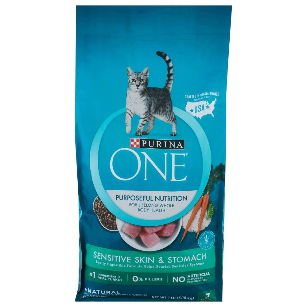 Purina One Sensitive Stomach Sensitive Skin Natural Dry Cat Food Sensitive Skin & Stomach Formula