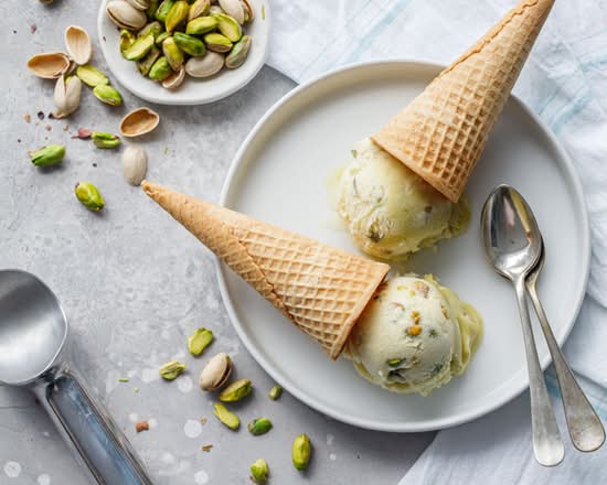 Pinokio Gelato & Tea (2350 Yonge St)