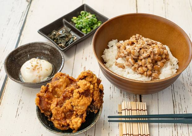 本気の納豆かけご飯食堂〜豆の力〜博多店 Zosui Mania Chicken Kingの