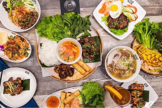 Pho Bar Vietnamese Kitchen Sand Lake
