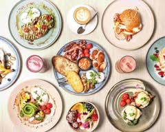 Bellaayu Cafe (Surfers Paradise)