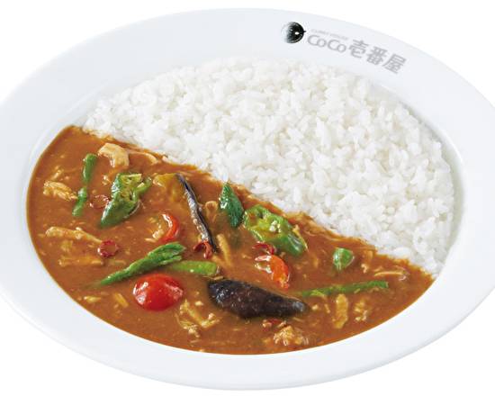 チキンと夏野菜カレーChicken and summer vegetable curry