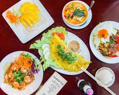 Thai food / ARCO GAS STATION