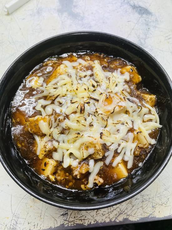 【人気急上昇中！】チーズ麻婆丼