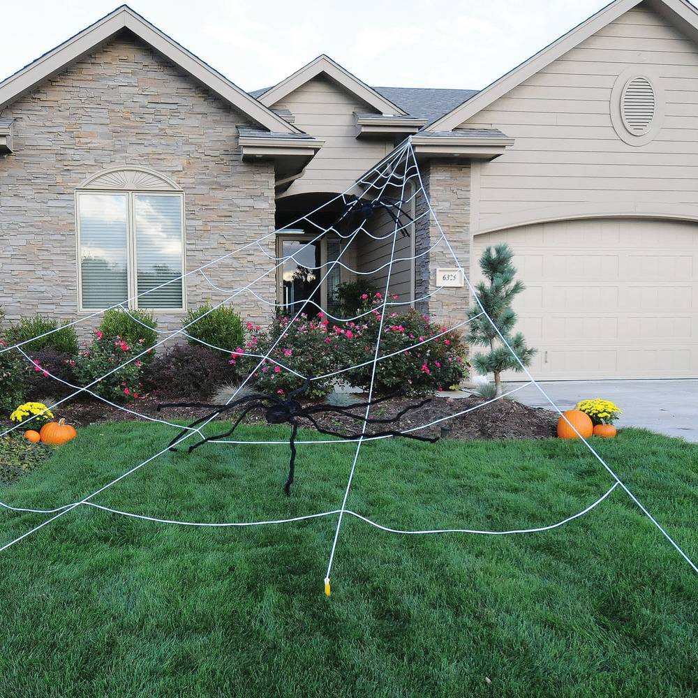 Fun World Giant Spider Web Decor | 91290LW