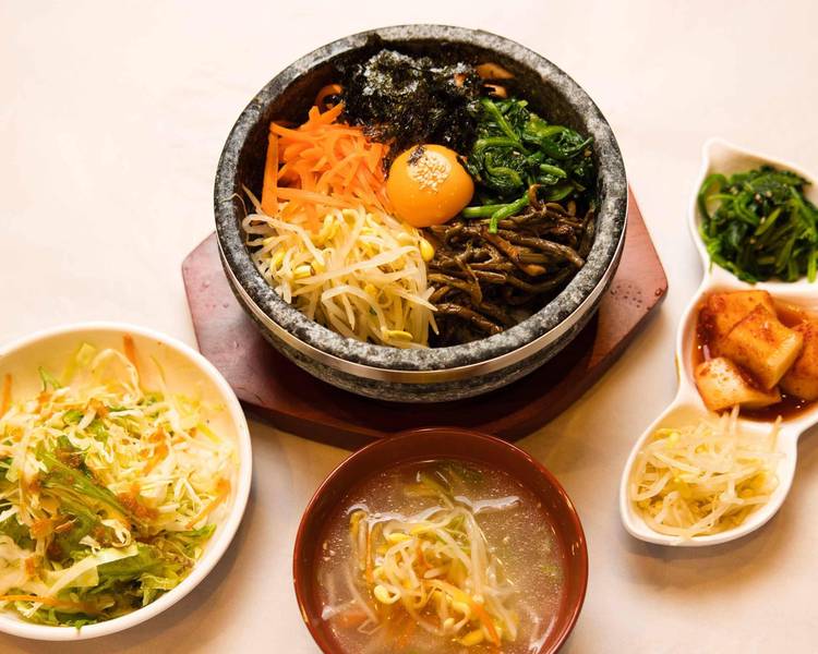 韓国料理 2 日本語版 凍]K-baro衝撃走る旨辛ナッチポックム200g/イイダコ炒め 韓国