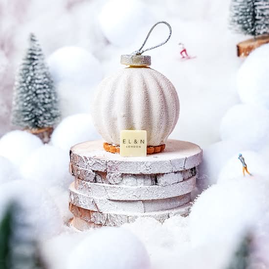 Snow Place Bauble Cake