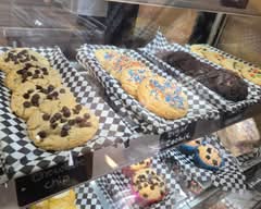 The Munching Moose - 133 S Main St