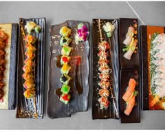 Takumi Asian Bistro & Bar (Charlotte Ave)