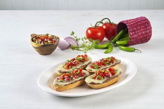 Molletes Sencillos (Orden de 4) Acompañados con Pico de Gallo