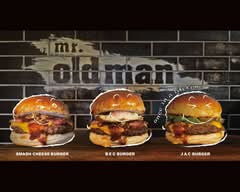 ミスターオールドマンハンバーガー MR.OLDMAN HAMBURGER