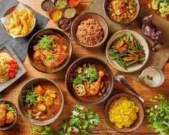 薬膳スープカレー・シャナイア Yakuzen Soup Curry Shania