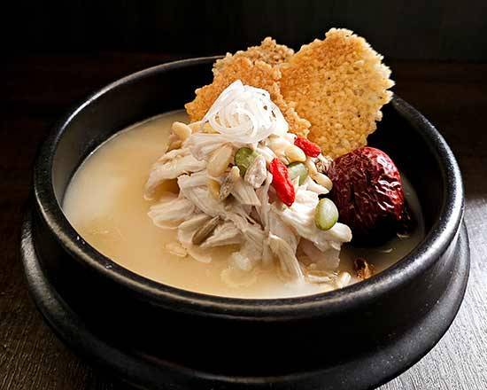 【おこげ】おこげ参鶏湯
