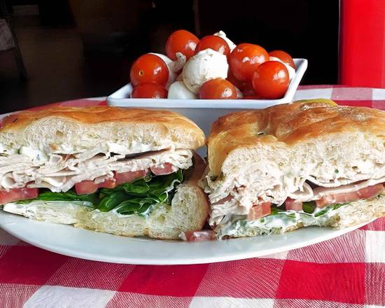 The Real Italian Deli (44795 San Pablo Ave)