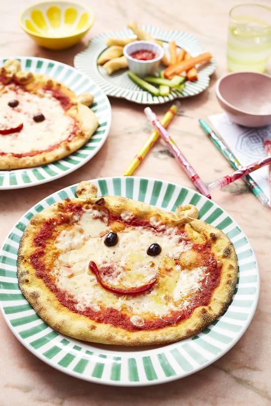 Happy Face Pizza