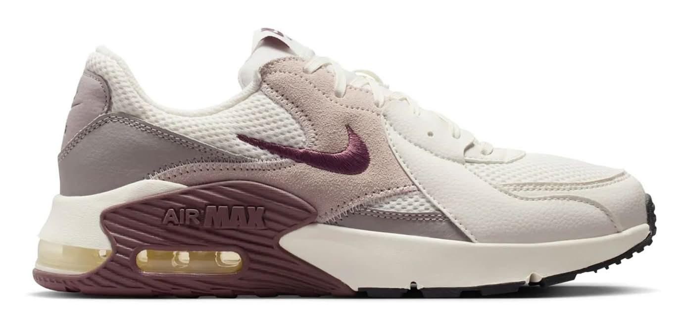 Nike Air Max Excee Sneaker - Women