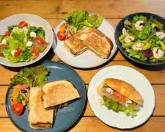 カフェ　ツチミズキ Café TSUCHIMIZUKI			