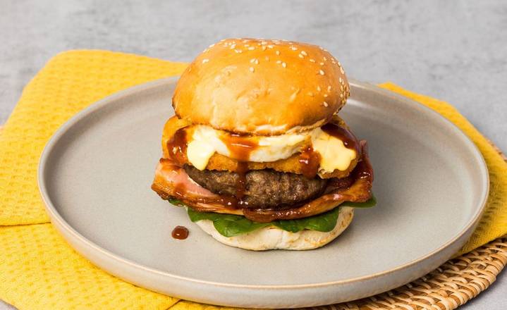Beef & Bacon Bene Burger