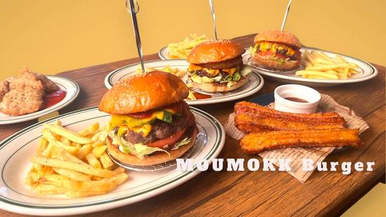 MOUMOKK Burger モウモックバーガー