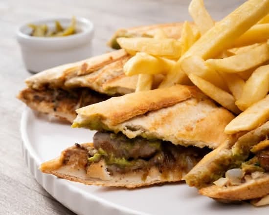 Pepito de arrachera