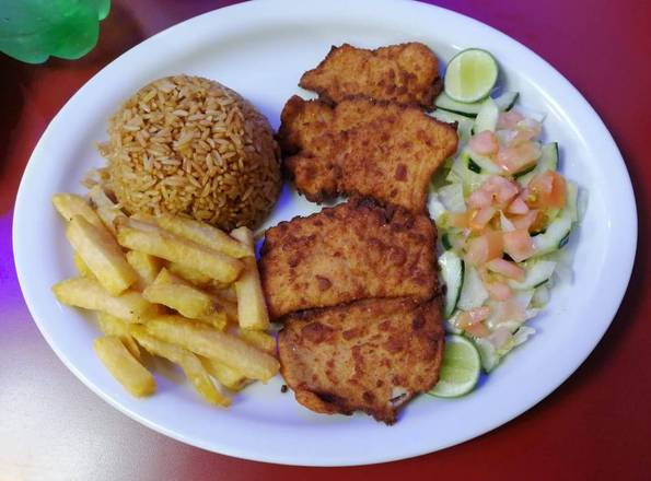 Pollo Apanado con chaulafan