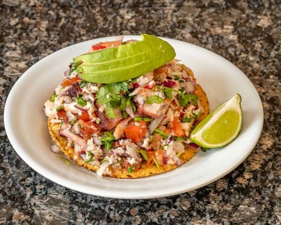 El Nuevo Puerto Mariscos photo 2