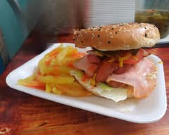 Willi Burguer's (Guadalajara)