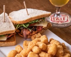 Oliver's Modern American (3205 Hayden Road)