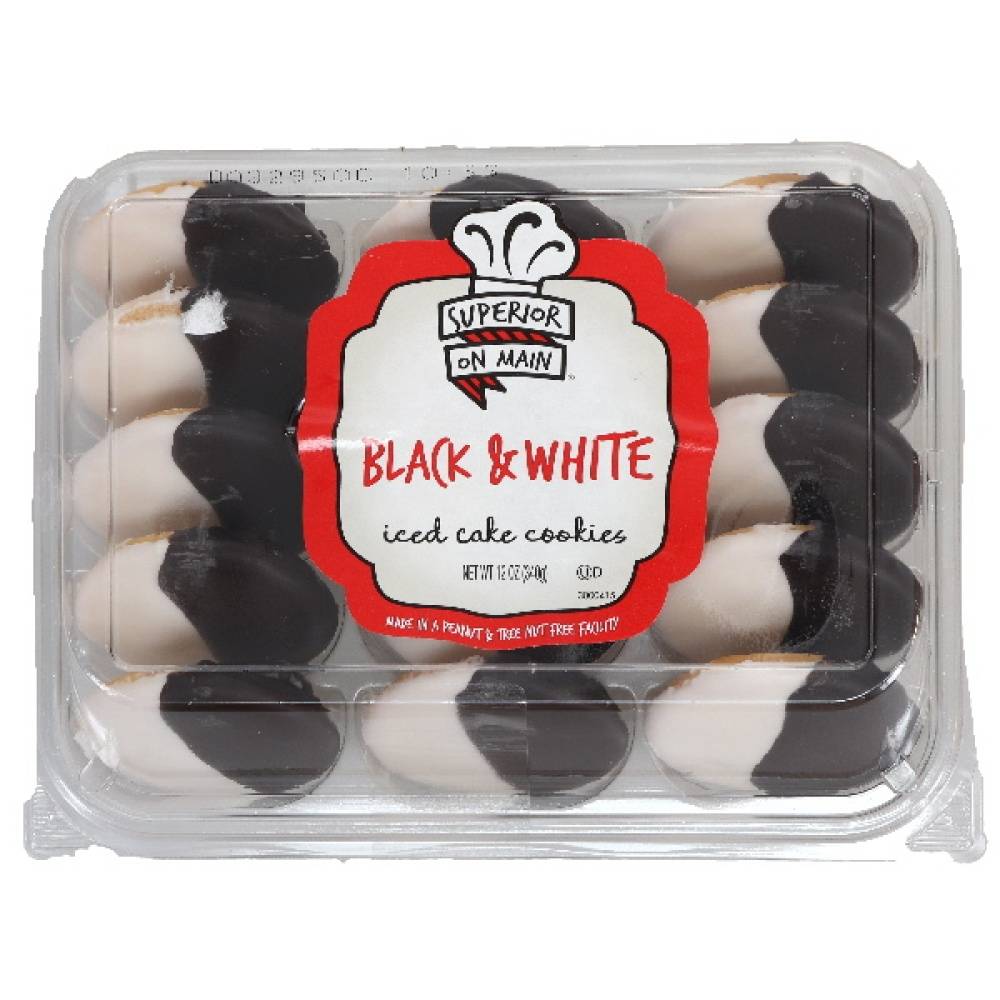 Superior on Main Mini Black & White Iced Cake Cookies (12 oz, 15 ct)