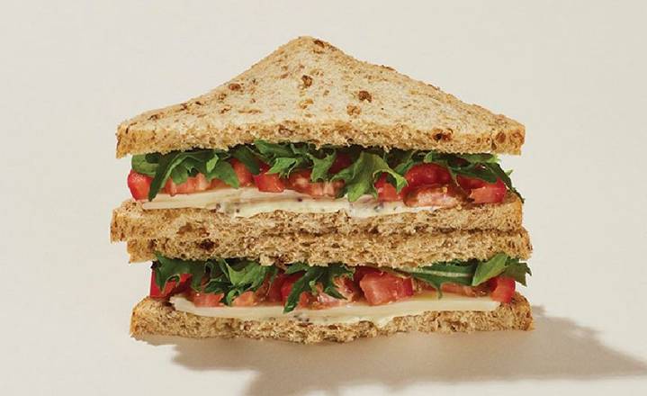 Cheddar & Tomato Sandwich