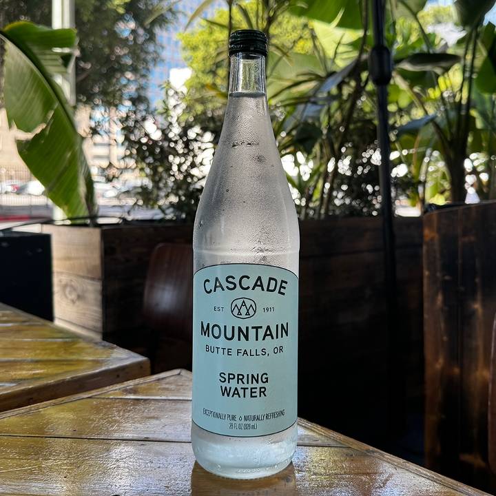 Cascade Spring 28oz