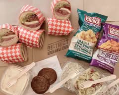 District Deli (220 Carruthers Ave, Ottawa)