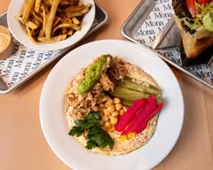 Mona (410 Place Jacques-Cartier)