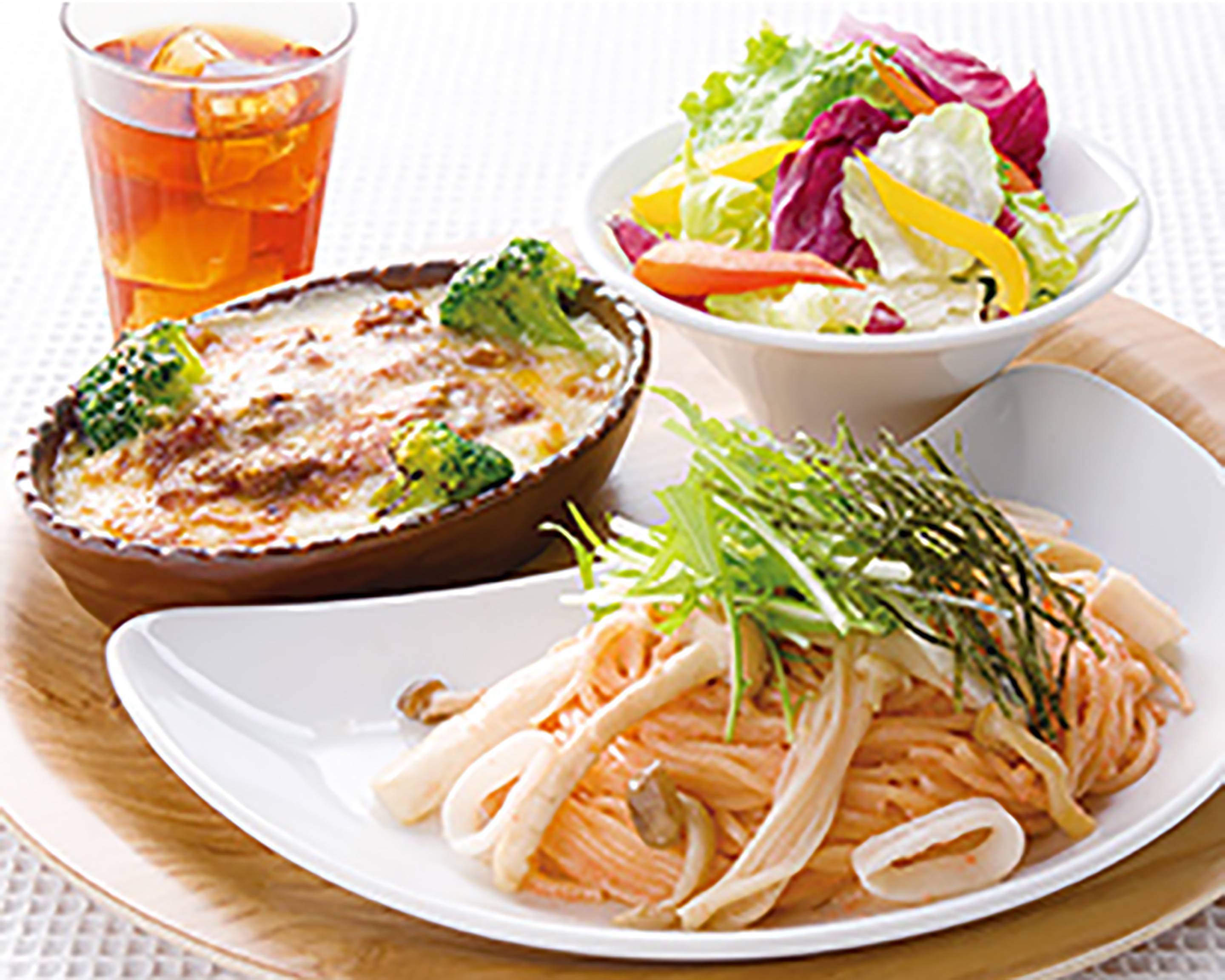 ケーキ＆パスタ ダッキーダック府中店 delivery & takeaway menu