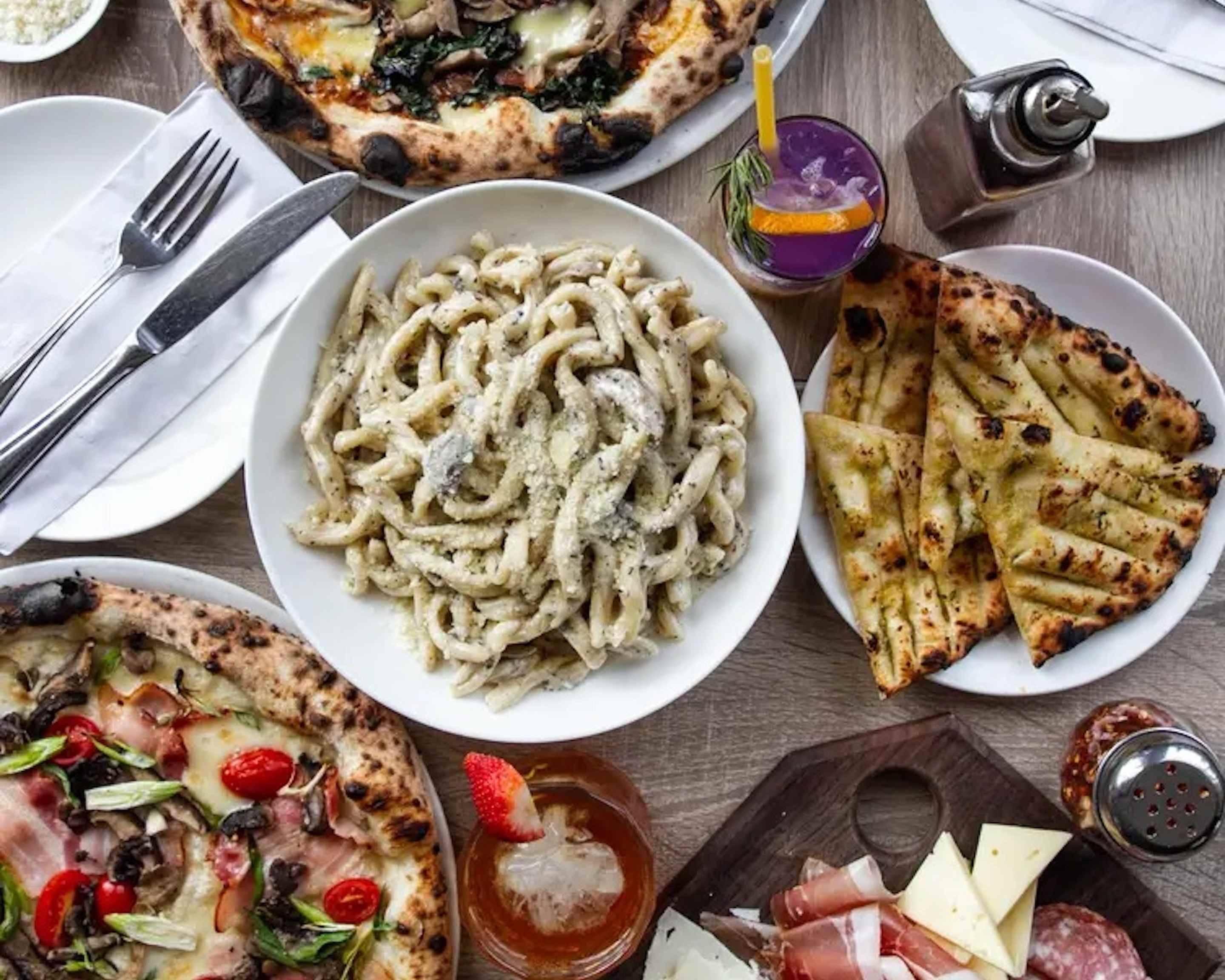 Order Sopra Sotto Pizzeria (Burnaby) Delivery【Menu & Prices】 Vancouver