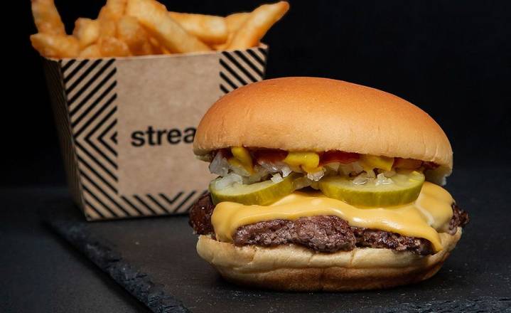 Founder Burger + Papas
