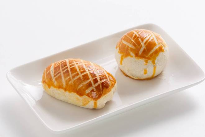 Preserved Egg Pastry (Red Bean Filling) (皮蛋糕點)