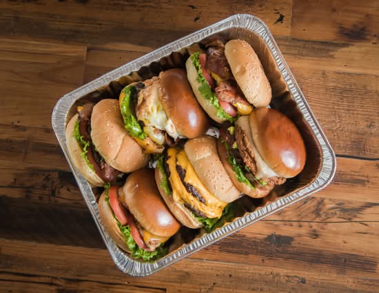 206 Burger Company (1401 Broadway)