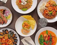 Donsak Thai Restaurant 