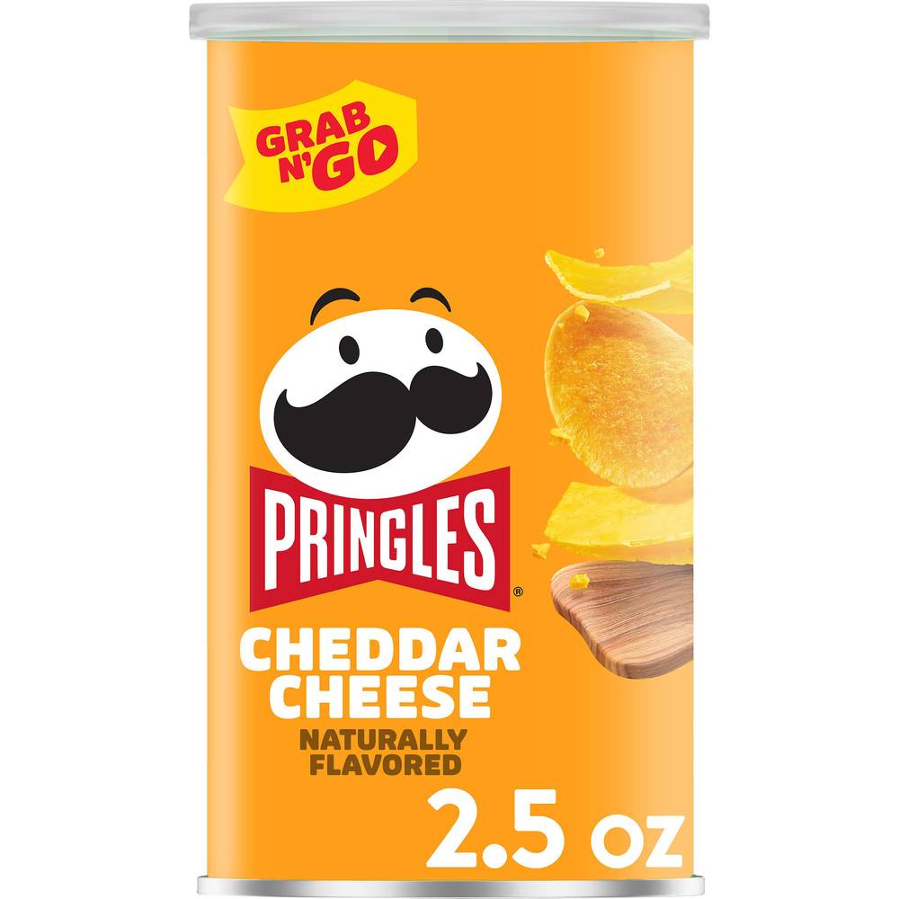 Pringles Grab N' Go Cheddar Cheese Flavored Potato Crisps (2.5 oz)