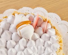 MY Café & Patisserie (Postres)