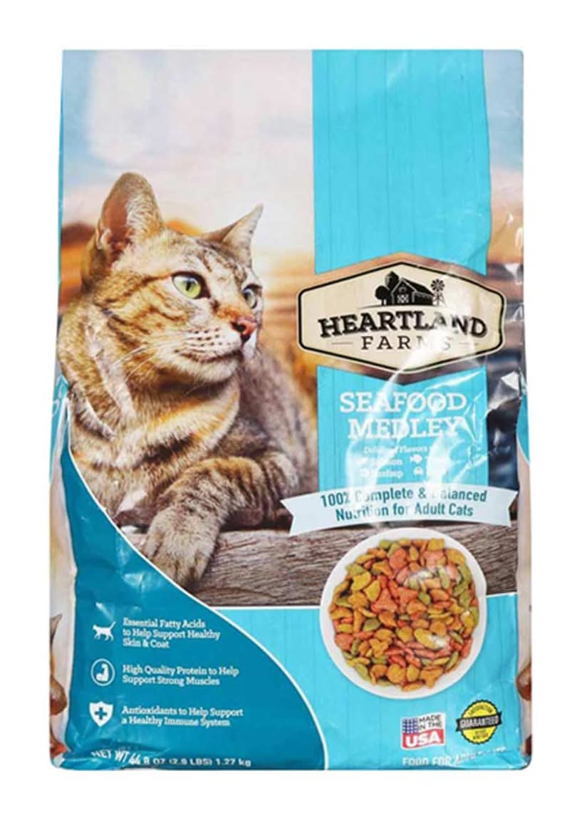 Heartland Farmss Dry Cat Seafood Medley 44.8 Oz